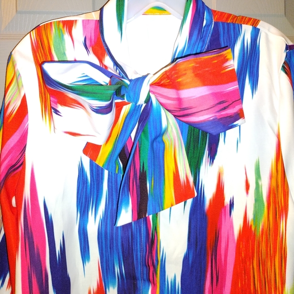 Tailor Made Pussy Bow Blouse With Wow Factor. - Picture 3 of 11